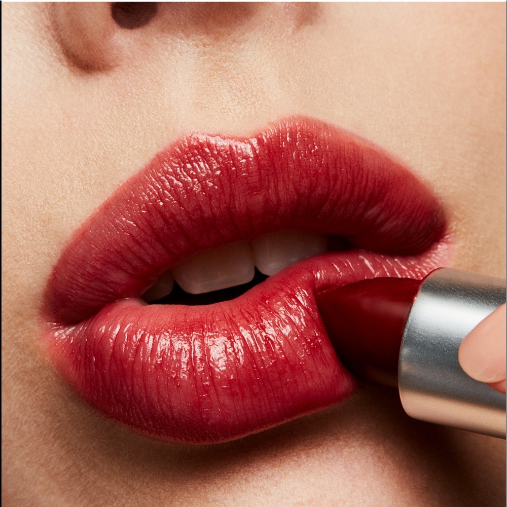 MAC LUSTRE LIPSTICK